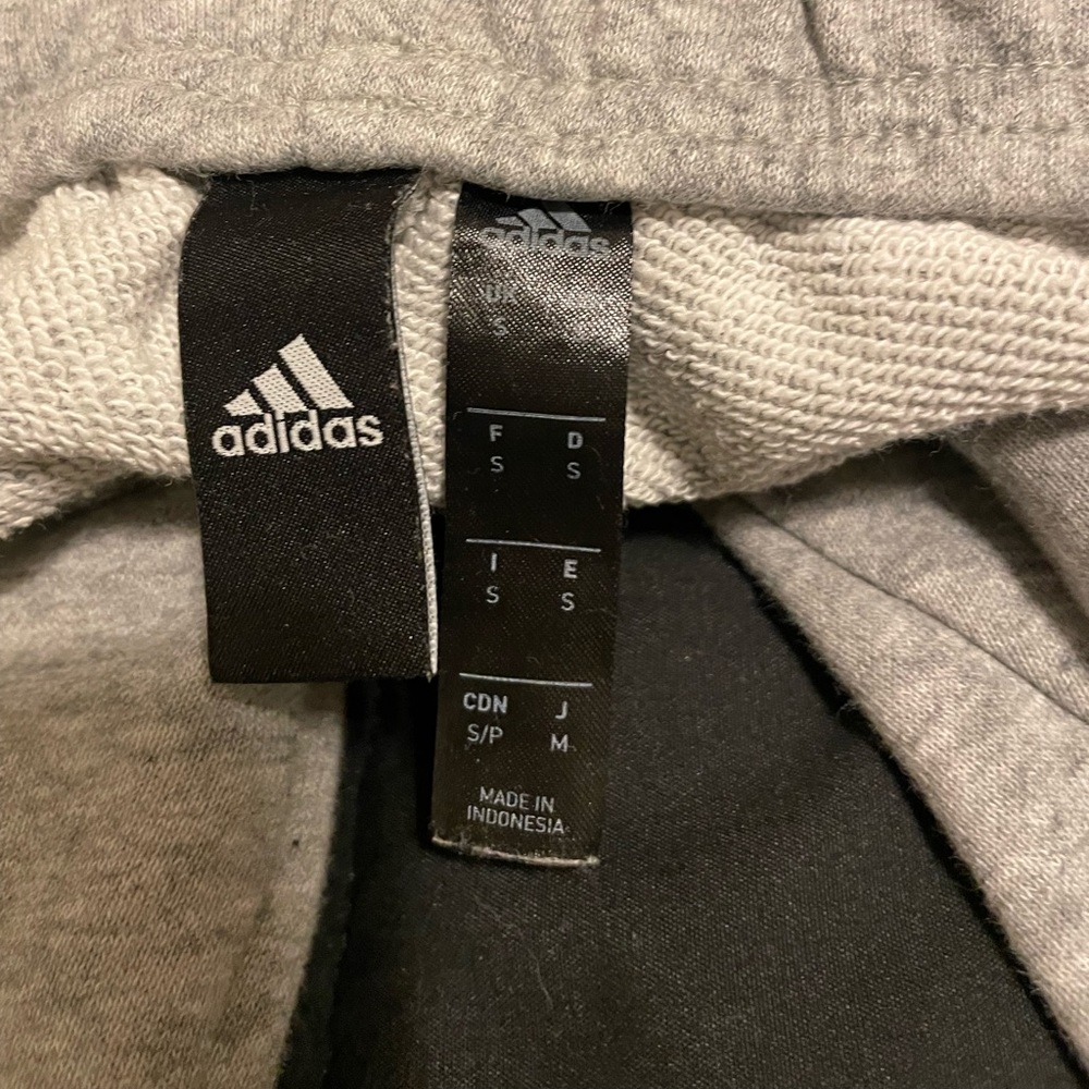 Grey Adidas Sweatpants - Picture 3 of 3